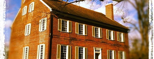 Locust Grove is one of Louisville Landmarks.