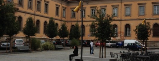 Piazza Garibaldi is one of Orte, die Teoman gefallen.