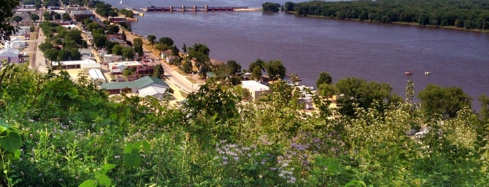 Bellevue State Park is one of Dubuque, IA-Galena, IL.