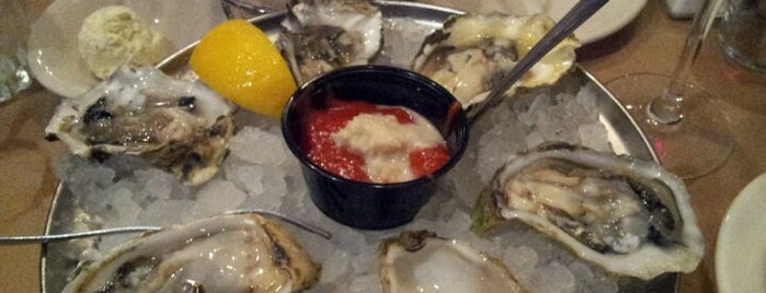 Kabin Kruser's Oyster Bar is one of Meganさんの保存済みスポット.