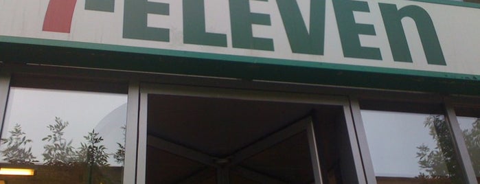 7-Eleven is one of Lugares favoritos de Vicky.