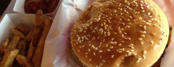 Babe's Old Fashioned Hamburgers is one of The 15 Best Places for Cheeseburgers in San Antonio.