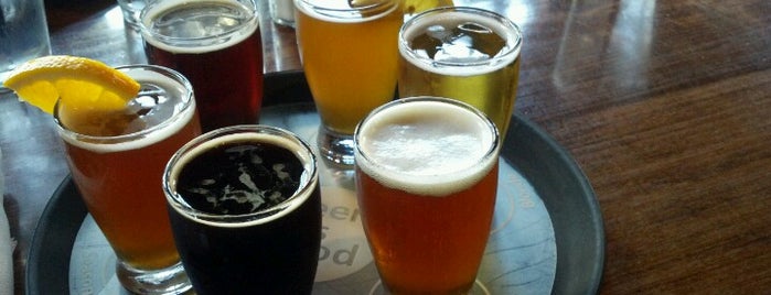 Southend Brewery & Smokehouse is one of Charleston Beer.