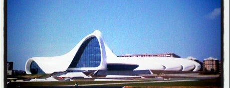 Heydər Əliyev Mərkəzi | Heydar Aliyev Center is one of Baku #4sqCities.