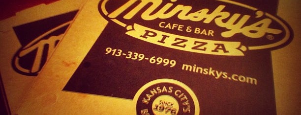 Minsky's Pizza is one of Lugares favoritos de Alexis.