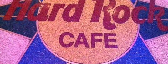 Hard Rock Cafe St Louis is one of Orte, die Paul gefallen.