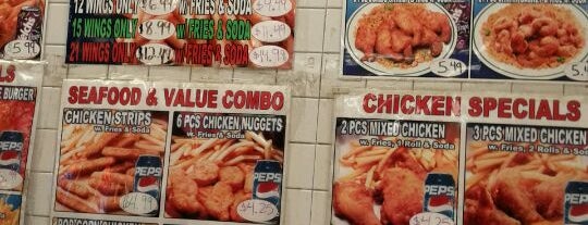 Village Fried Chicken is one of สถานที่ที่ Lover ถูกใจ.
