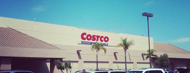 Costco Wholesale is one of Orte, die Phillip gefallen.