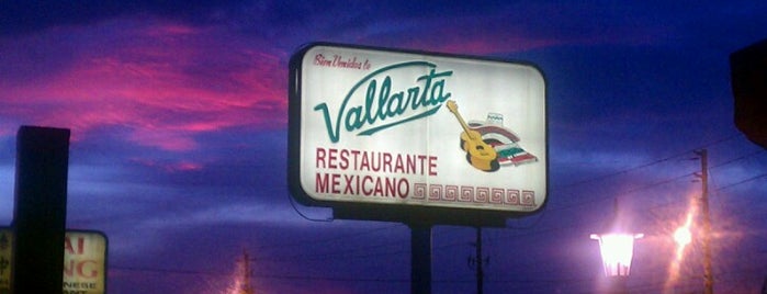 Vallarta Mexican Restaurant is one of Lugares guardados de Layla.