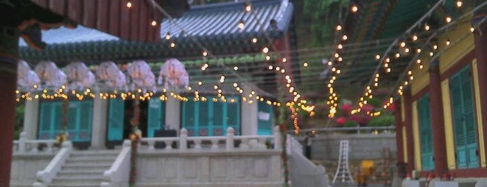 삼막사 is one of Buddhist temples in Gyeonggi.