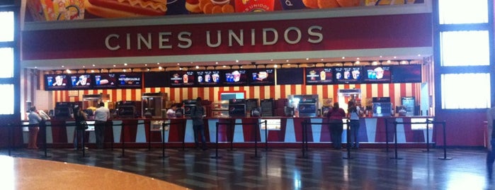 Cines Unidos is one of Lugares favoritos de José.