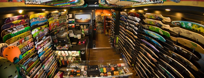 BOARDS PARADISE | Technical Skateshop & Exclusive Store BP™ is one of Lugares!.