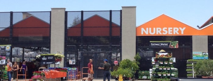 The Home Depot is one of Lieux qui ont plu à Ms. Treecey Treece.