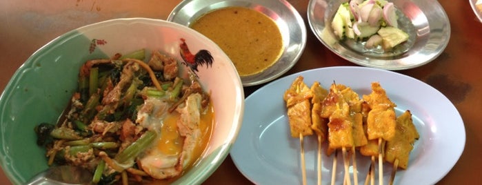 หมี่ต้นโพธิ์ is one of Must-visit Food in Bangkok & Across the country.