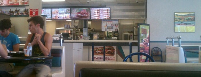 Burger King is one of Orte, die Rick gefallen.
