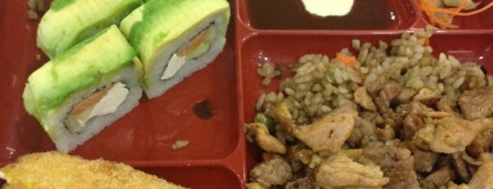 Sushi Makin Japonés is one of Posti che sono piaciuti a Chio.