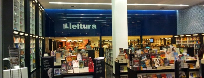 Livraria Leitura is one of สถานที่ที่ Alexandre Arthur ถูกใจ.