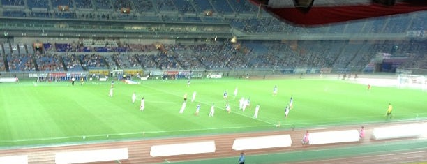 Nissan Stadium is one of Soccer Stadiums.