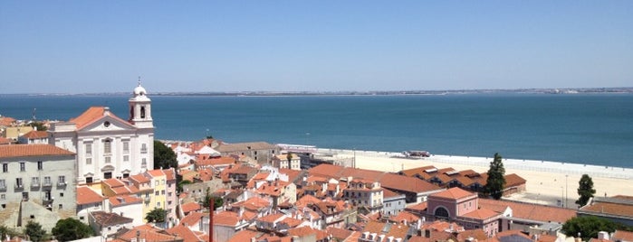 Miradouro de Santa Luzia is one of Miradouros de Lisboa.