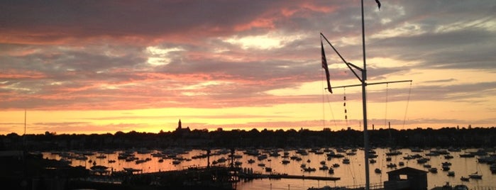 Eastern Yacht Club is one of สถานที่ที่ Lauren ถูกใจ.