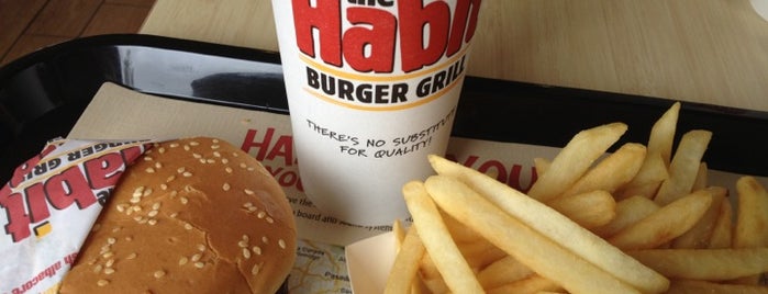 The Habit Burger Grill is one of Lieux qui ont plu à Kristen.