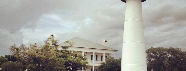 Biloxi Lighthouse is one of สถานที่ที่ Lizzie ถูกใจ.