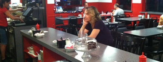 The 15 Best Places for Breakfast Food in Traverse City