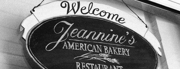 Jeannine's American Bakery & Restaurant is one of Posti che sono piaciuti a Jamie.