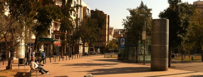 Plaça de Maragall is one of Mia’s Liked Places.