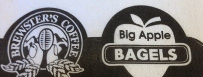Big Apple Bagels is one of Lugares favoritos de Morgan.
