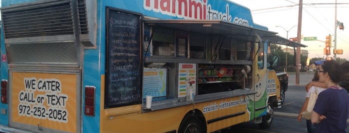Nammi Truck is one of Dallas Food Trucks.