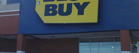 Best Buy is one of lino’s Liked Places.
