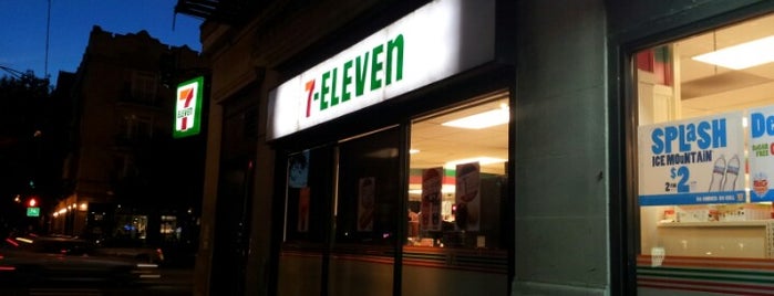 7-Eleven is one of Orte, die Vicky gefallen.