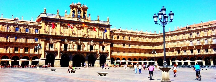 Plaza Mayor is one of Qué ver.