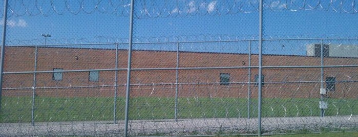 Tennessee Prison For Women is one of Tempat yang Disukai Jeremy.