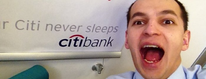 Citibank is one of สถานที่ที่ Ksenia ถูกใจ.