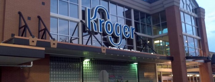Kroger is one of Tempat yang Disukai Aubrey Ramon.