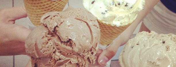 Braum's Ice Cream & Dairy Stores is one of Lugares favoritos de Lyric.