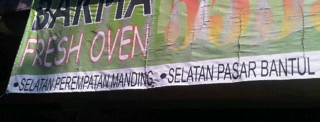 Sentra Kerajinan Kulit "MANDING" is one of Daerah Istimewa Yogyakarta. Indonesia.