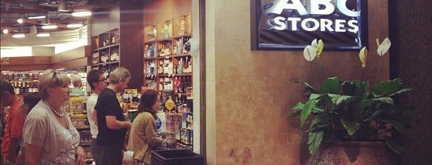 ABC Stores #31 is one of Tempat yang Disukai Stephen.