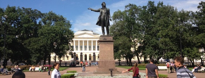 Площадь Искусств is one of All Museums in S.Petersburg - Все музеи Петербурга.