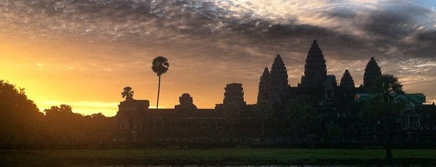 Angkor Wat is one of Places To See Before I Die.