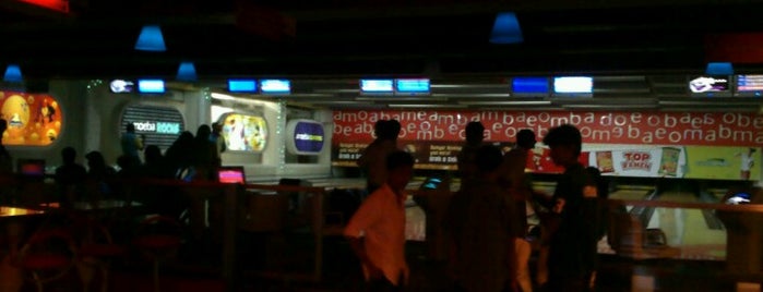 Cosmo Club is one of Bangalore Lounges.