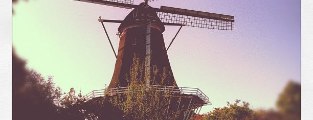 Molen De Bloem is one of Amsterdam Mills.