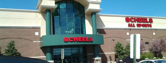 Scheels is one of Orte, die Eric gefallen.