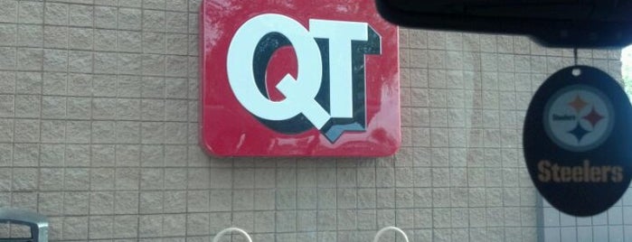 QuikTrip is one of Marshieさんのお気に入りスポット.