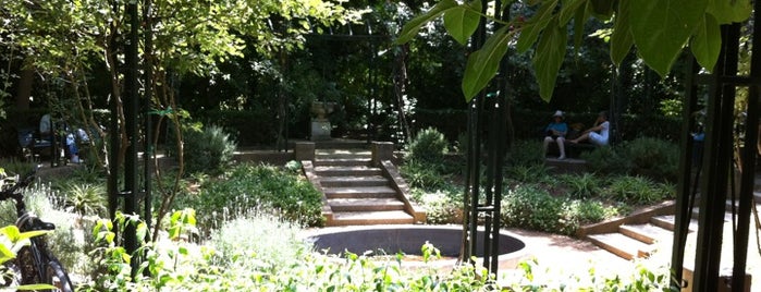 Ulusal Bahçe is one of Athènes et les Cyclades - Septembre 2012.