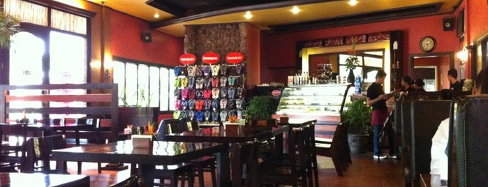 Latte Coffee Cafe is one of Orte, die Andre gefallen.