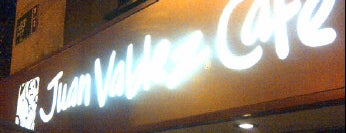 Juan Valdez Café is one of *Favoritos.