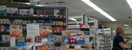 Walgreens is one of Lívia’s Liked Places.